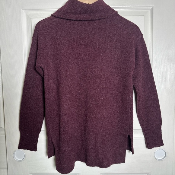 Nanette Lepore Sweater Women's Sz Small Wool Yak Hair Turtleneck Minimalist Plum - Picture 2 of 10